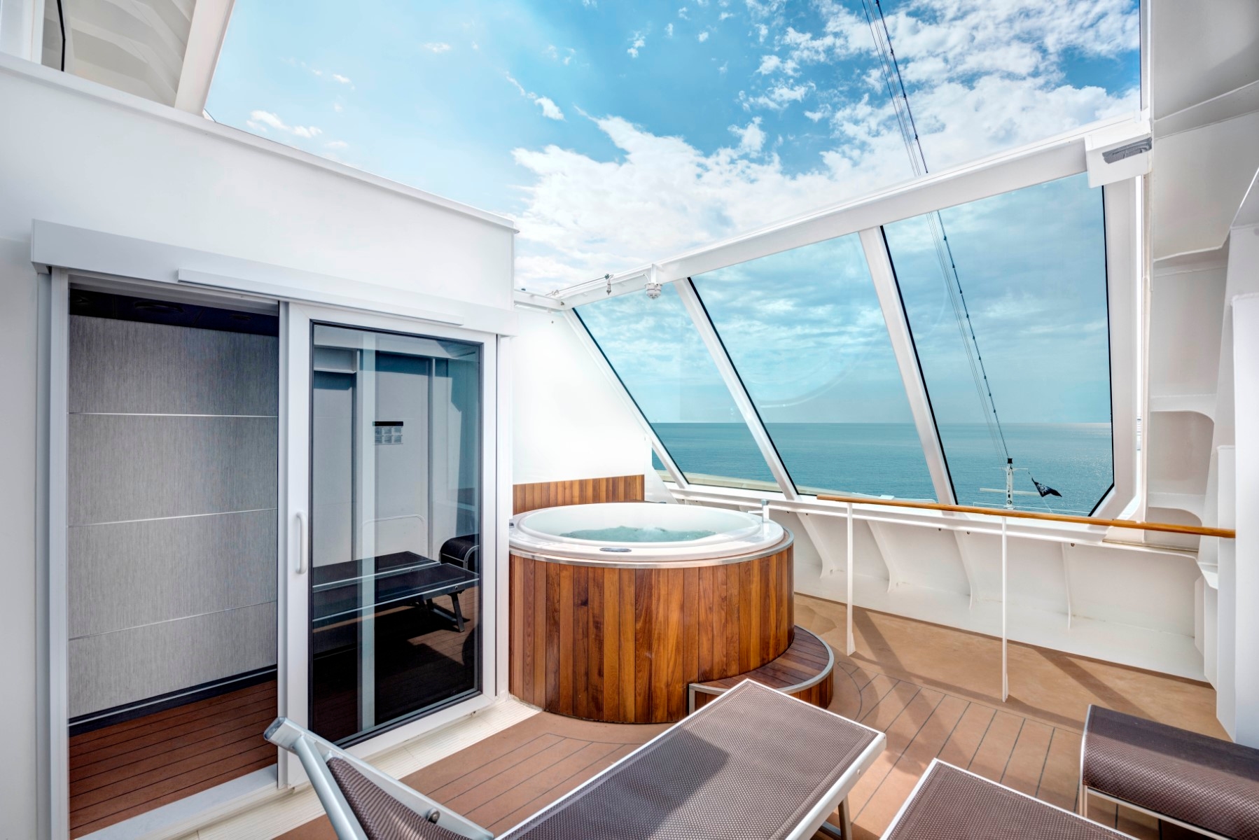 cruiseImg2