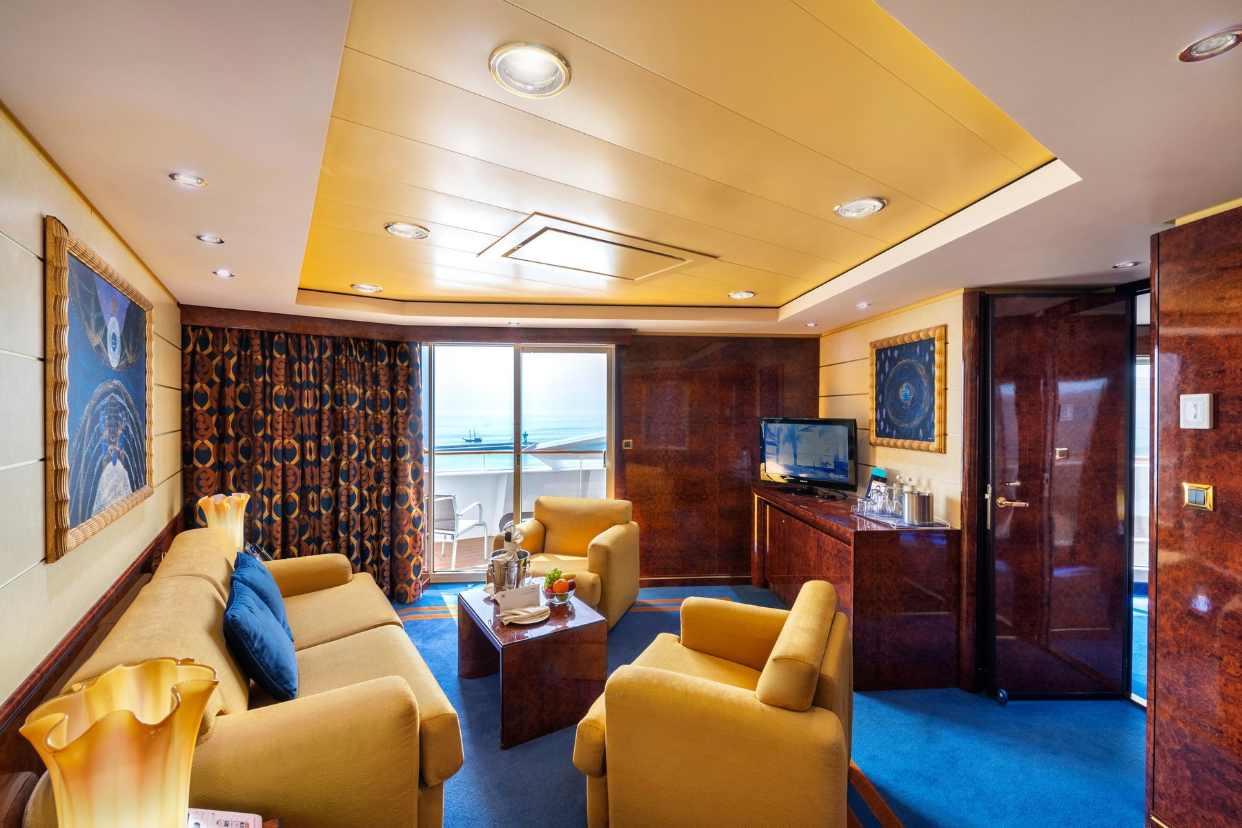 cruiseImg1