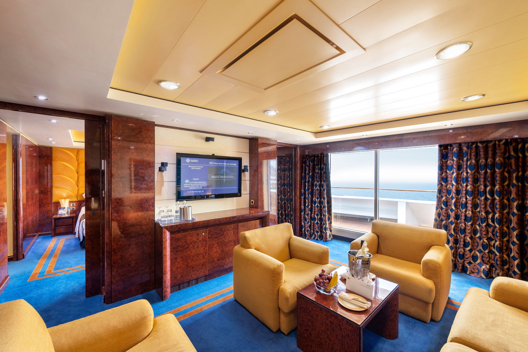 cruiseImg1