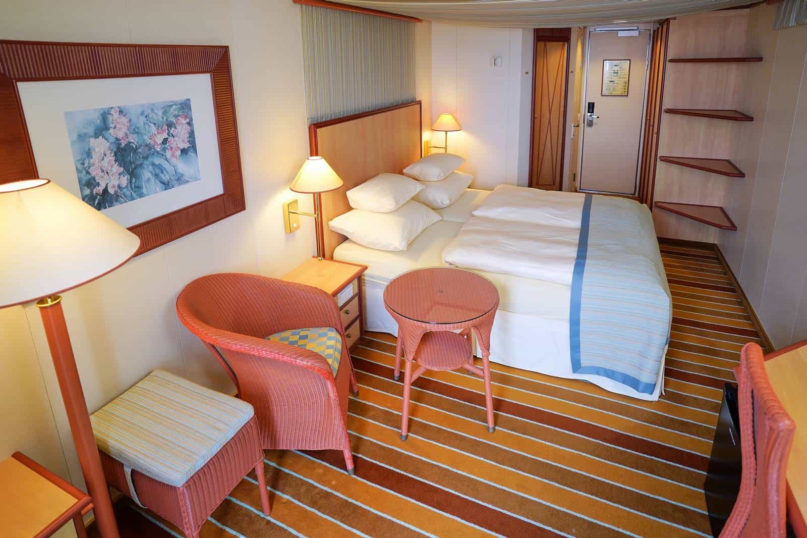 cruiseImg2