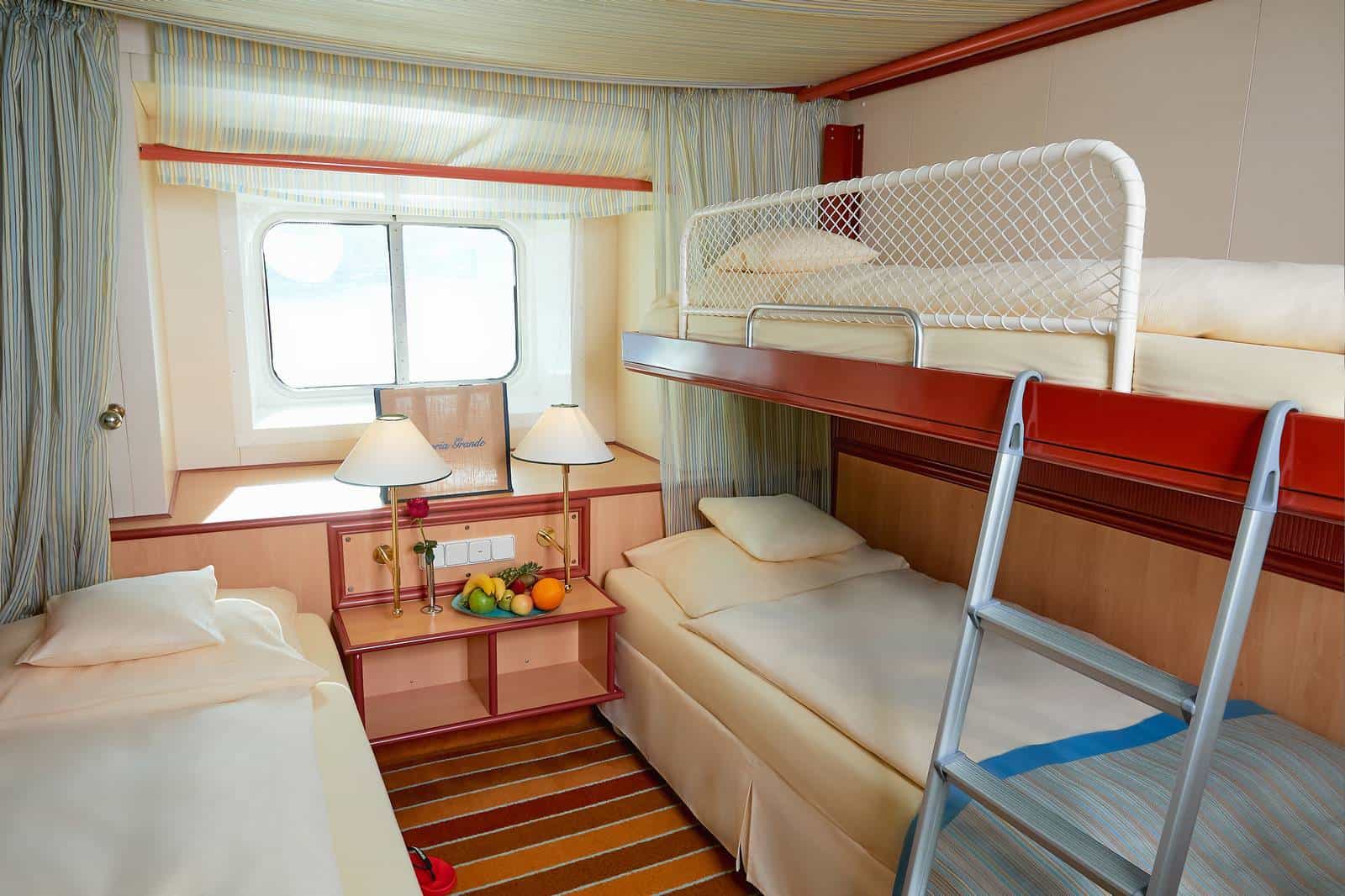 cruiseImg2