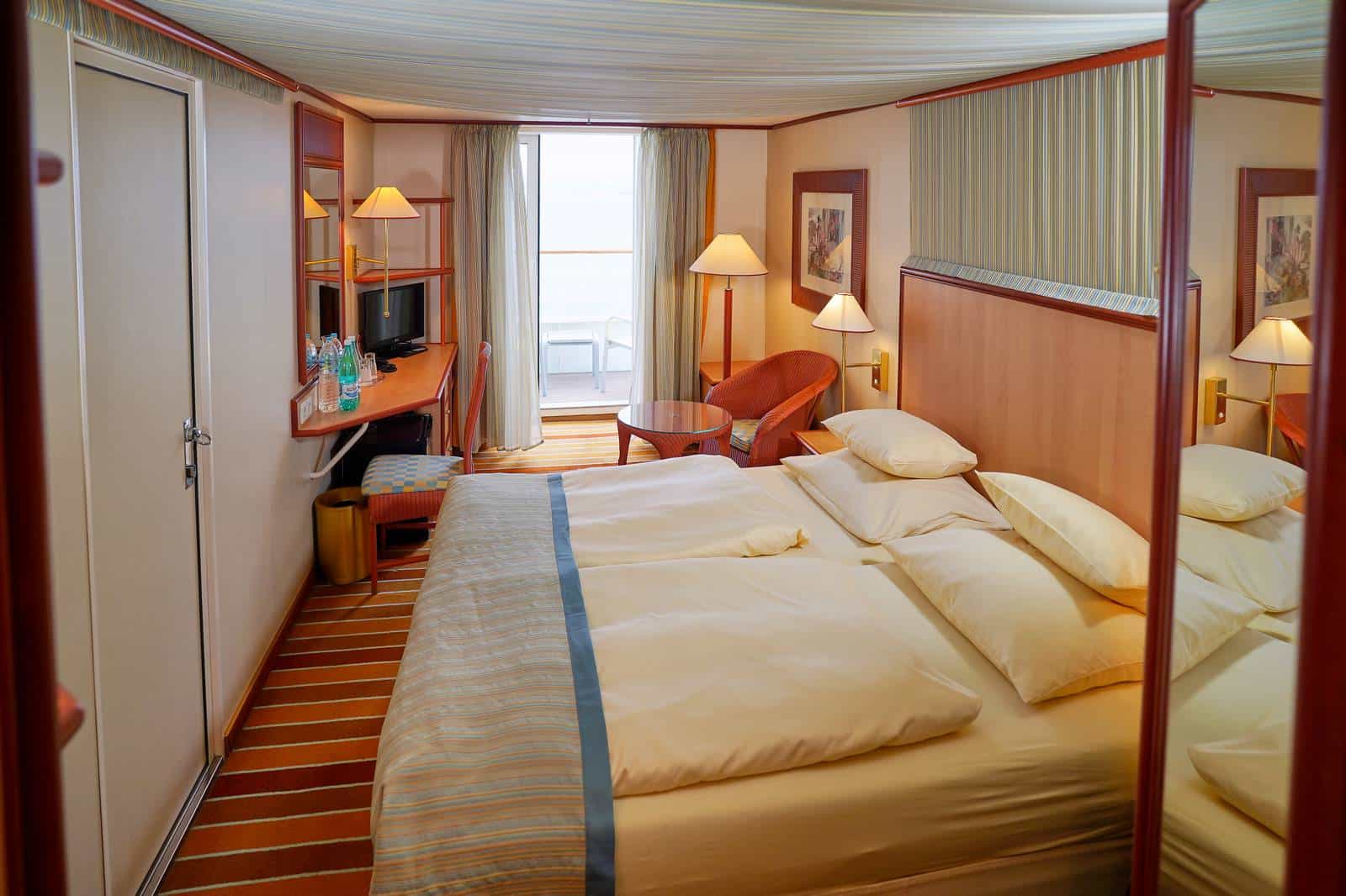 cruiseImg2