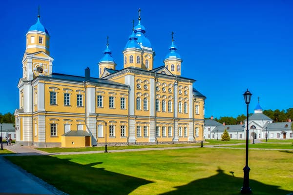 Коневец, Санкт-Петербург