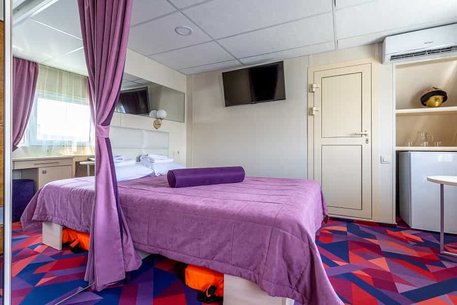 cruiseImg1